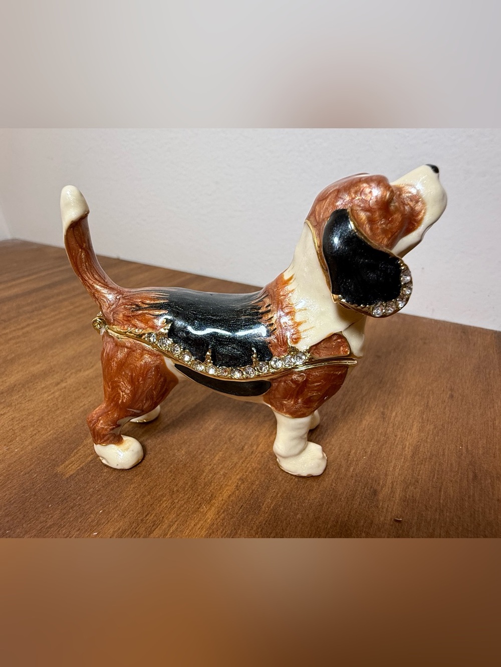 Hound dog Beagle Jewelry Trinket Box in Brown, Black & Cream